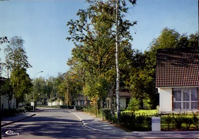 PONTAULT-COMBAULT (S.-et-M.) — O vilarejo Inglês — Impressor Mâcon - 39-000