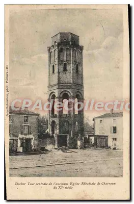 Torre central da antiga Igreja Abacial de Charroux do século XI — Jules Robinehon, fot. Politiers - 451