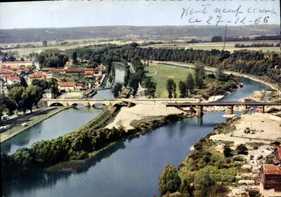 Ponte sobre o Canal e a Mosela — Charmes (88, Vosges) — vista aérea