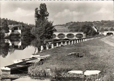 Mailly-le-Château — As margens do rio Yonne — Edição COLIN (Nevers) — Tél. 29
