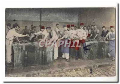 Les plaisirs de la caserne — Le Lavoir — E. L. D.