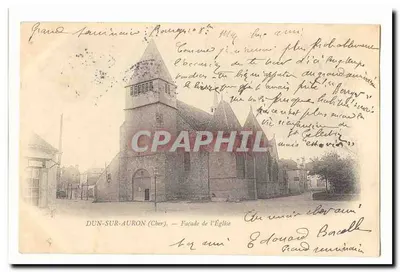 Dun-sur-Auron (Cher) — Facha da Igreja