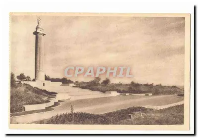 Kriegsdenkmal — Säule mit Statue — unbekannter Verlag
