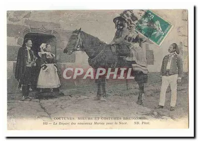Coutumes Moeurs e costumes bretones Bilhete postal antigo O desembarque dos recém-casados para a festa de casamento