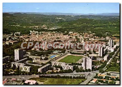 Bagnols-sur-Cèze — Vista aérea — Éditions Royalcolor Villeurbanne