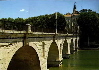 SOMMIERES (Gard) — O Ponte Romano e a Torre da Torre no Ponte — Edições 'SL' Lyon-Villeurbanne