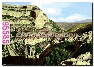 Les Gorges de La Nesque — Le Rocher de Cire — Éditions Eurolux