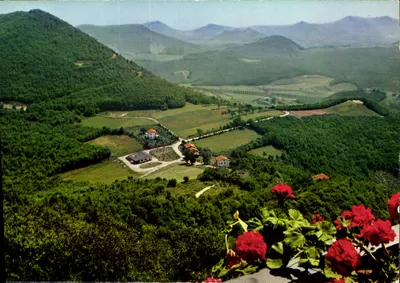 Vista panorâmica da campagna — Editor não identificado, número de série não visível