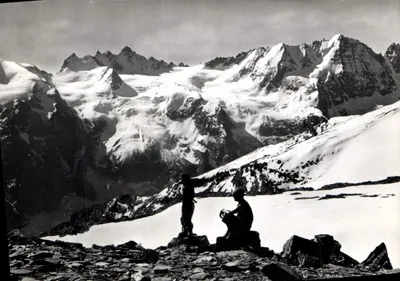 Gruppo del Gran Paradiso — vista panorâmica — Brumofoto, Milão