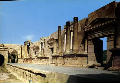 Parte do teatro de Jérash — Jérash, Jordânia — Zkaili Library, Amman