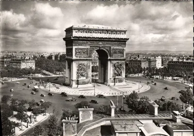Paris — L'Arc de Triomphe et place de l'Étoile — Éditions d'Art Martel, Paris