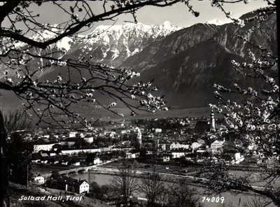 Solbad Hall, Tirol — Panoramablick mit schneebedeckten Bergen — unbekannter Verleger, n° 74009