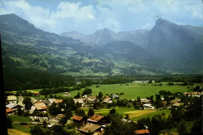Bilhete postal semimoderno Morillon Altitude De Vue Generale Et Massif Du Criou