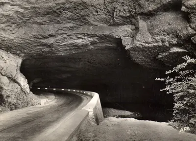 Entrada da Gruta - Côte d'Azil — Sociedade das Cartas Postais APA — n°307