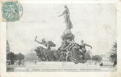 Paris - O Triunfo da República - Praça da Nação