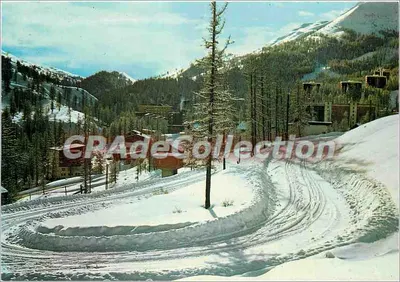 वार्स (हाउट-अल्प्स) — बर्फ की स्टेशन — फोटो मिलान पॉइंट शो