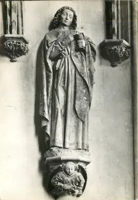 Châteaudun (E-et-L) — Capela do Castelo, Estátua de São João Evangelista (2ª metade do XVº s.) — Service Commercial Palais Alexandre III - Paris
