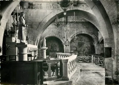 Église Saint-Vincent — Les Baux-du-Roussillon — Éditions La Cigogne, André Leconne