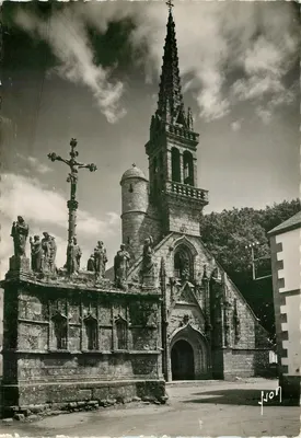 Comfort (Finistère) - A Cruz e a Igreja — Les Éditions d'ART, Paris, n° I B 5524