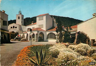 Calanques-des-Issambres — Avenida das Anthémis — Éditions de Milo