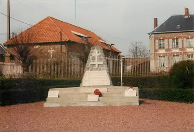 WILLERS-BRETONNEUX — Memorial dos F.F.I. fuzilados e deportados políticos mortos pela França — 1939-1945