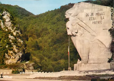 Monumento dos Maquis do Ain — 'A Estrada Branca' — Editor Combier, n° C3 01068-1-0002
