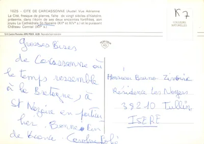 Cité de Carcassonne (Aude) — widok z lotu dwóch zabytkowych murów, katedry i zamku Comtal — S.A. Kartki Pocztowe APA-POUX — Rewers