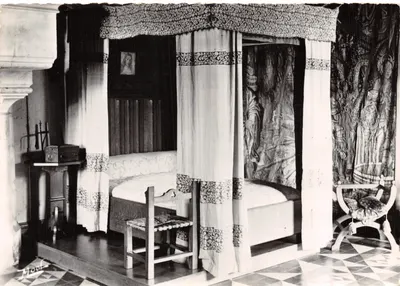 Quarto do castelo de Langeais — interior do XVᵉ século — editor MOD, n° 37-F-4
