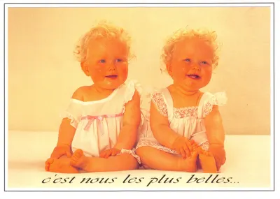 Duas gêmeas — retrato em estúdio — AS de Cœur, Coleção AS de Cœur, N° 121