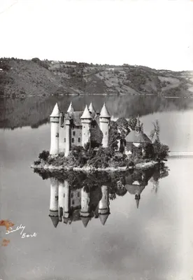 Castelo de Val — ilha no lago — editor Sully Bort, n° 102