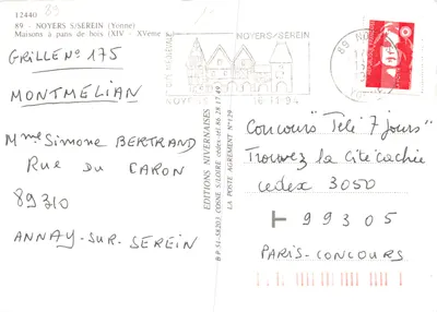 Noyers — widok pod łukiem średniowiecznego miasta — Wydawnictwo Cosne S/Loire — Rewers