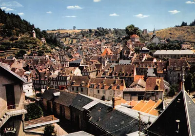 Aubusson — Vue générale, la Tour de l'Horloge — Éditions Modernes « Théo Jac »