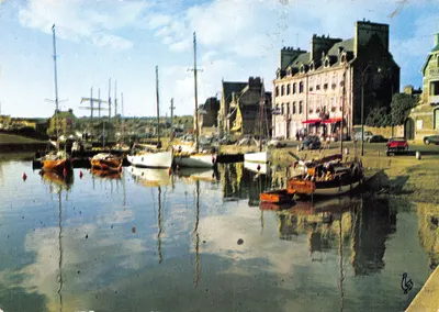 Paimpol Port de Chaudière — Vue du coin de Port, les Yachts — Éditeur LES TIRAGES MODERNES, PARIS