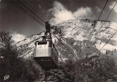 Le Téléphérique du Mont Revard — Aix-les-Bains — éditeur Cap