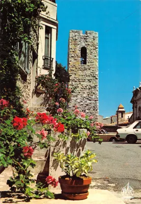 Antibes — Torre antiga de vigilância do século XIII — Les Éditions MAR, 4, Bd de Gimiez, Nice