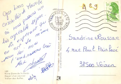 Marseille — vista panoramica con Notre-Dame de la Garde, porto e molo — editore ARYchrome — Verso