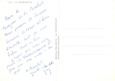 La Bourboule — vista do vilarejo com igreja e montanhas — Edições Palanca — Verso