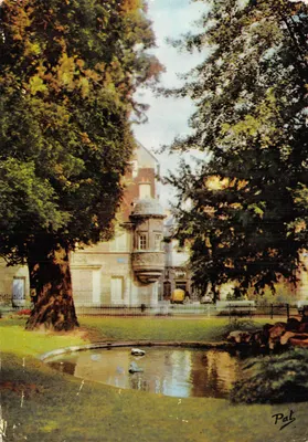 Dijon — Place dos Duques — editor Pathiaux-Valière, n° 1008