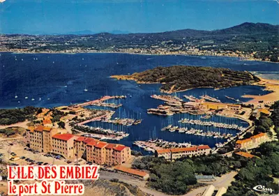 L'Île des Embiez — o porto de Saint-Pierre — editor Ping