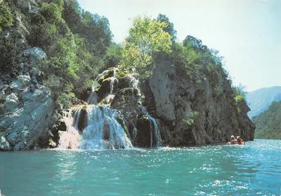 As Gorges do Verdon — saída do Grand Canyon para o Lago de Sainte-Croix — editor IMPRIMÉ SUR LA CARTE EA 177