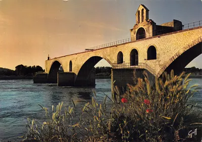 Pont Saint-Bénézet — Avignon (Vaucluse) — Edições GREFF, Paris