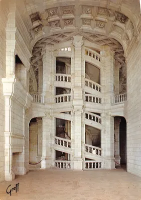 Chambord — Grande escada com dupla rampa em espiral — Greff