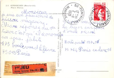 Avranches — Place Patton con monumento centrale — Artaud Frères - Editori - Rue de la Métallurgie — Verso