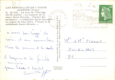 Auxerre — vista panorâmica com torre da Horloge, fonte, portal Renascentista, catedral e estátua de Paul Bert — Éditions Valoire — Verso