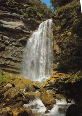 Cascades du Herisson — Le Grand Saut (Haut. 60 m.) — LE JURA TOURISTIQUE, Grenoble