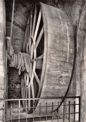 Mont-Saint-Michel — A Roda do Monte-Charge — editor Pasquier, Paris