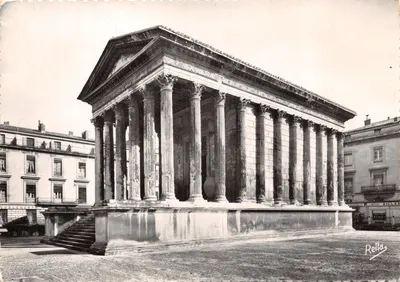 Nîmes (Gard) - A Casa Quadrada — editor Rella, n° 499