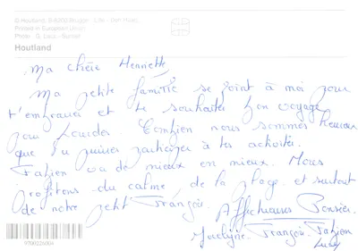 Três West Highland White Terriers — sobre tronco de árvore — Houtland, B-8200 Brugge - Lille - Den Haag — Verso