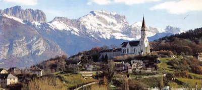 Annecy (Haute-Savoie) — Mosteiro da Visitação no cenário majestoso da Tournette — Minicolor