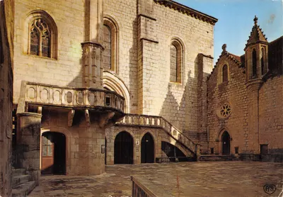 Cour intérieure de l'abbaye de Rocamadour — éditeur AS DE CŒUR
